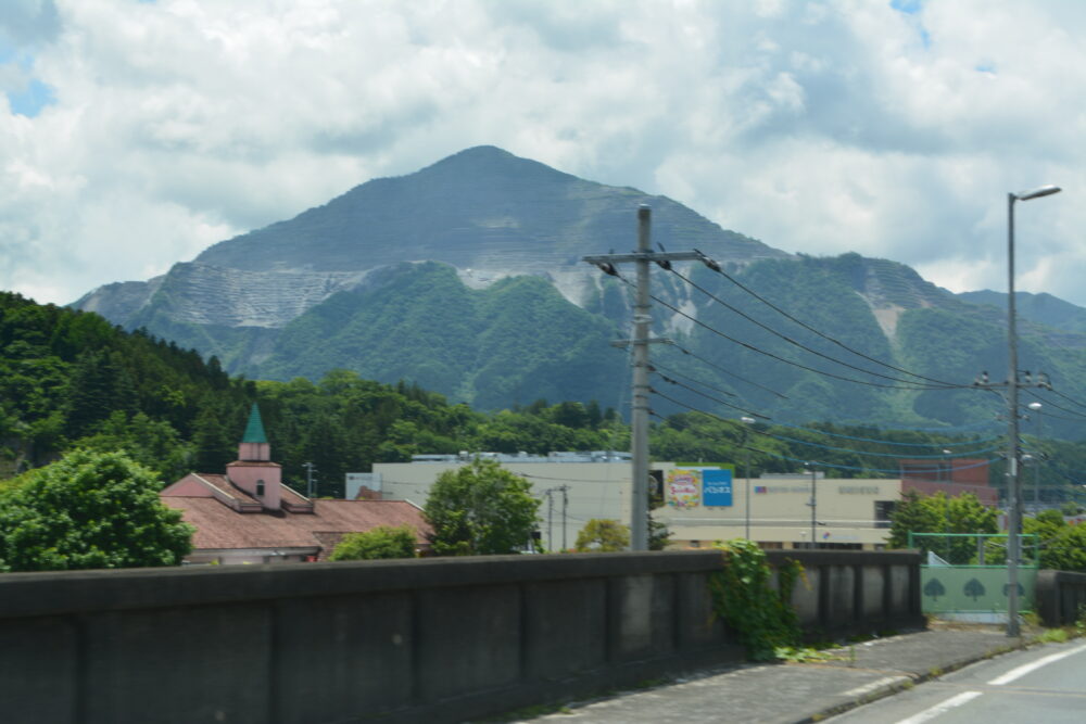 武甲山