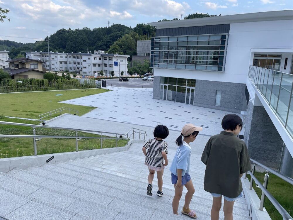 にほんまつ城報館