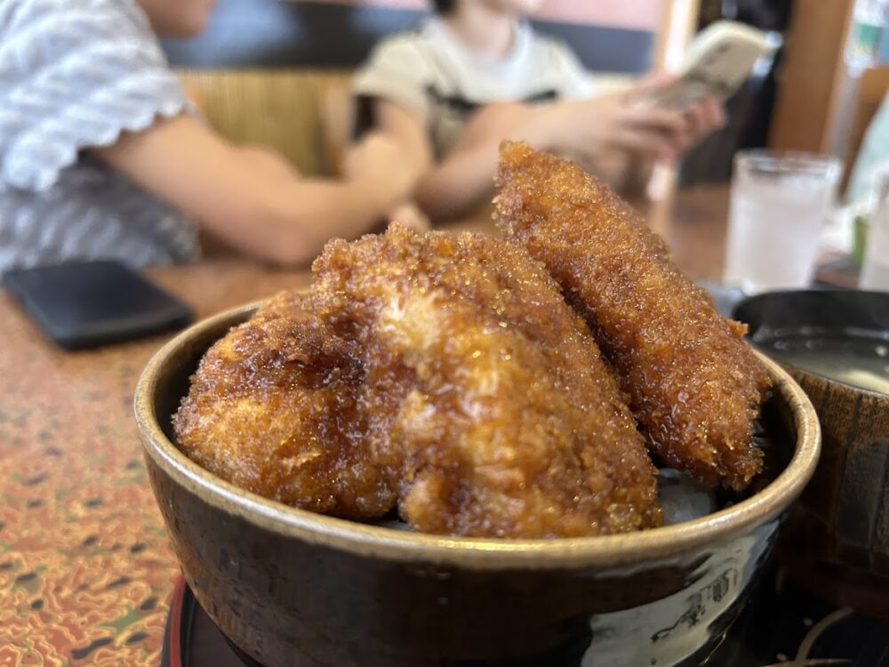 マグロソースカツ丼