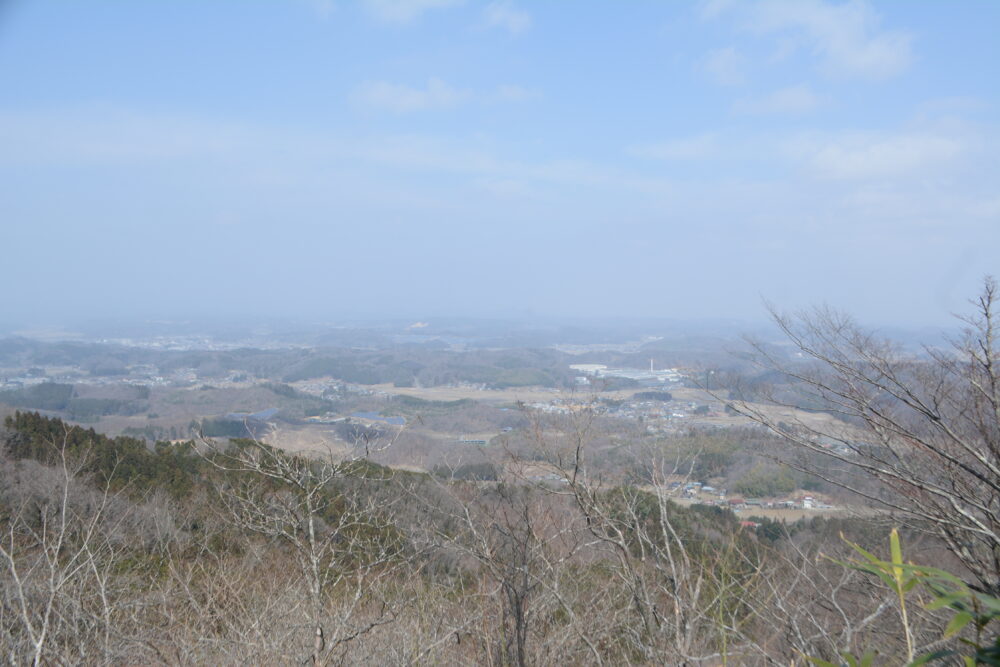 白河関山 眺望