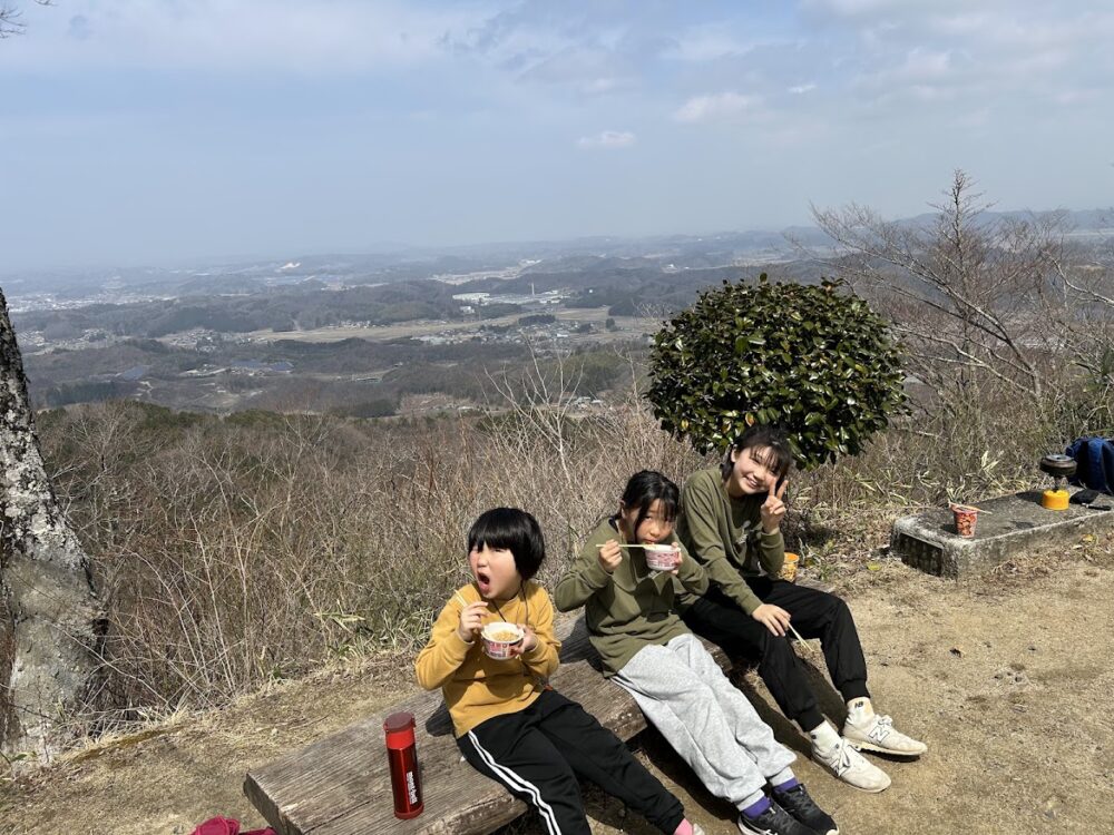 白河関山 頂上
