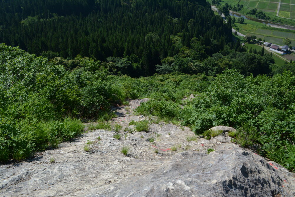 蒲生岳岩場