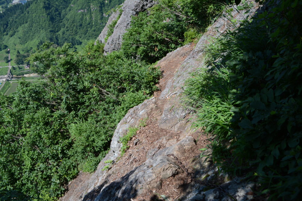 蒲生岳鎖場