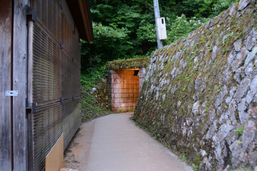 銀山温泉疎水坑跡