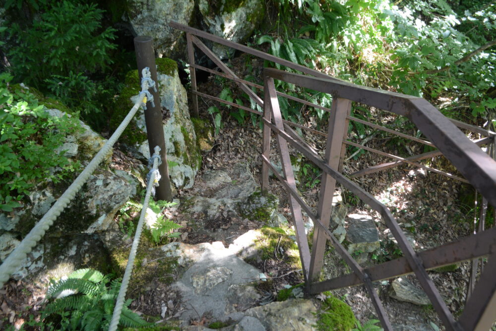 延沢銀鉱洞