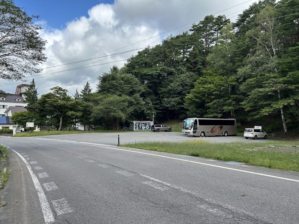 中ノ沢温泉駐車場