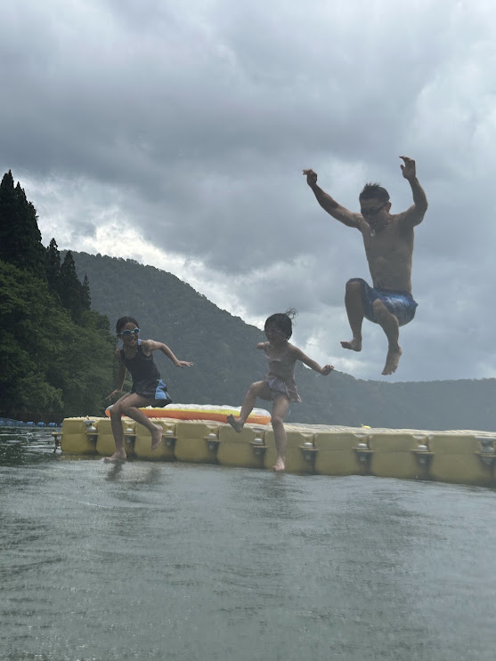 沼沢湖湖水浴